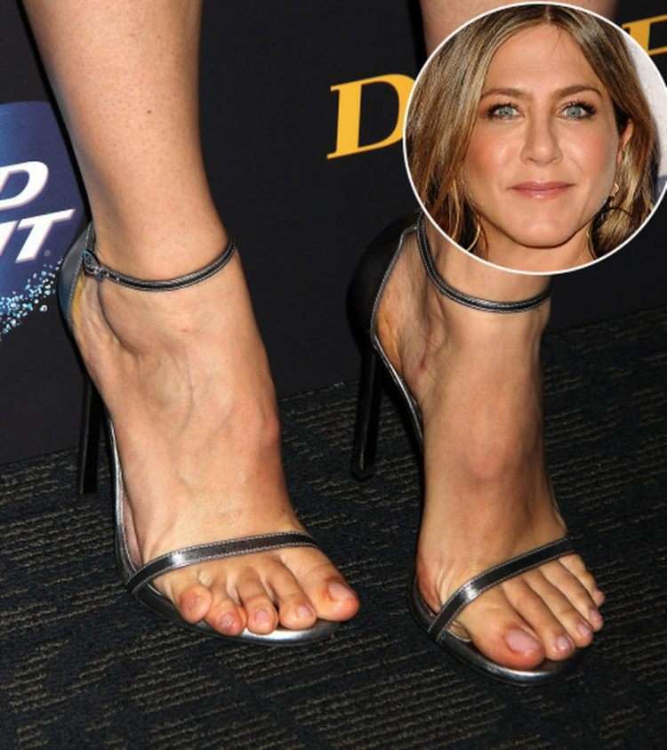 Jennifer lopez foot fetish
