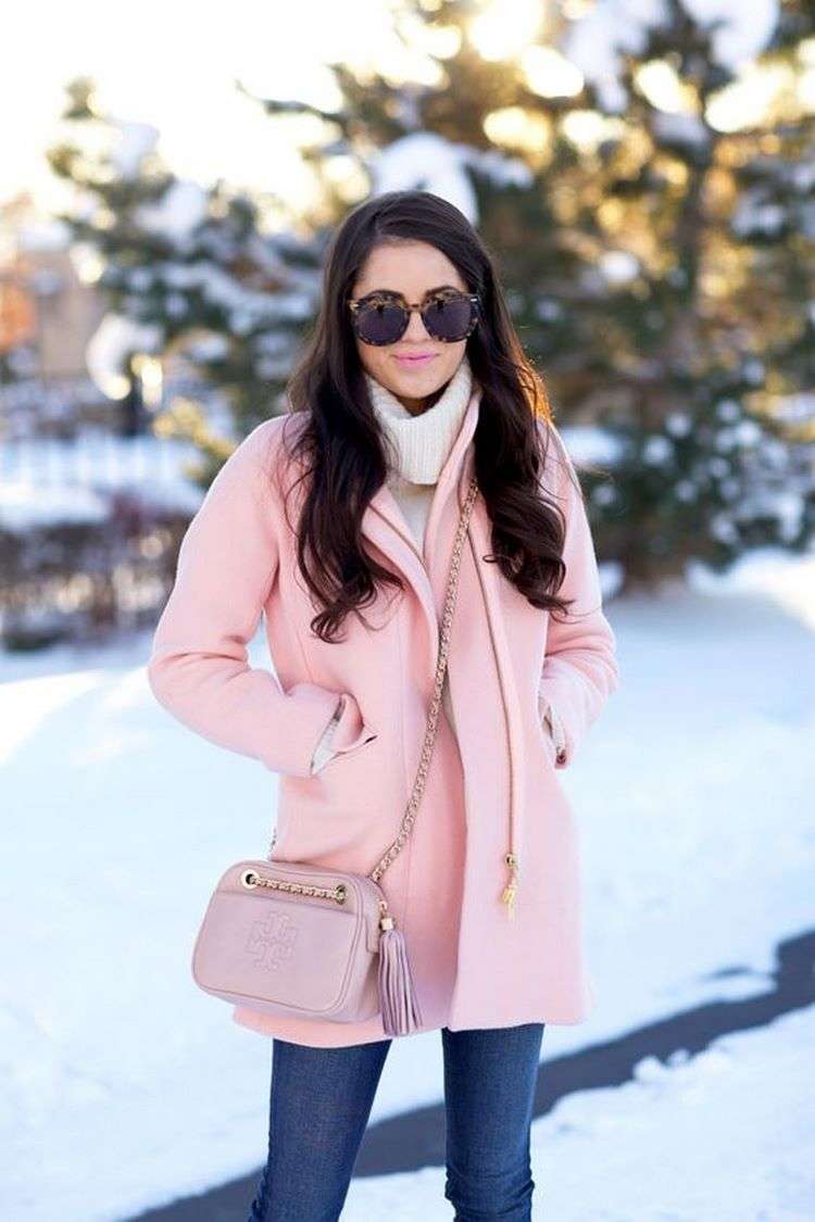 Розовая куртка с чем носить. Зимняя верхняя одежда для девушек. Верхняя ОДЕЖДАОДЕЖДА на весну. Образы на холодную весну. Верхняя одежда на весну для девушек.